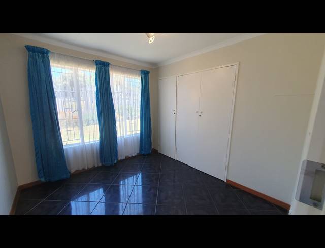 3 BEDROOM HOUSE FOR SALE IN ELANDSPARK